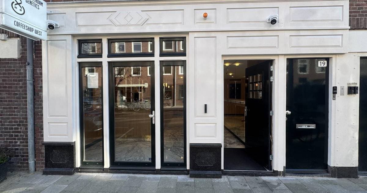 Coffeeshop West - Amsterdam Genetics Ban Tam Shop