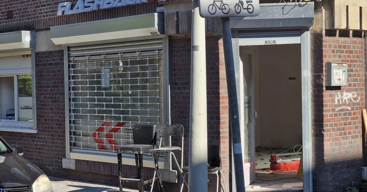 Coffeeshop Flash Back