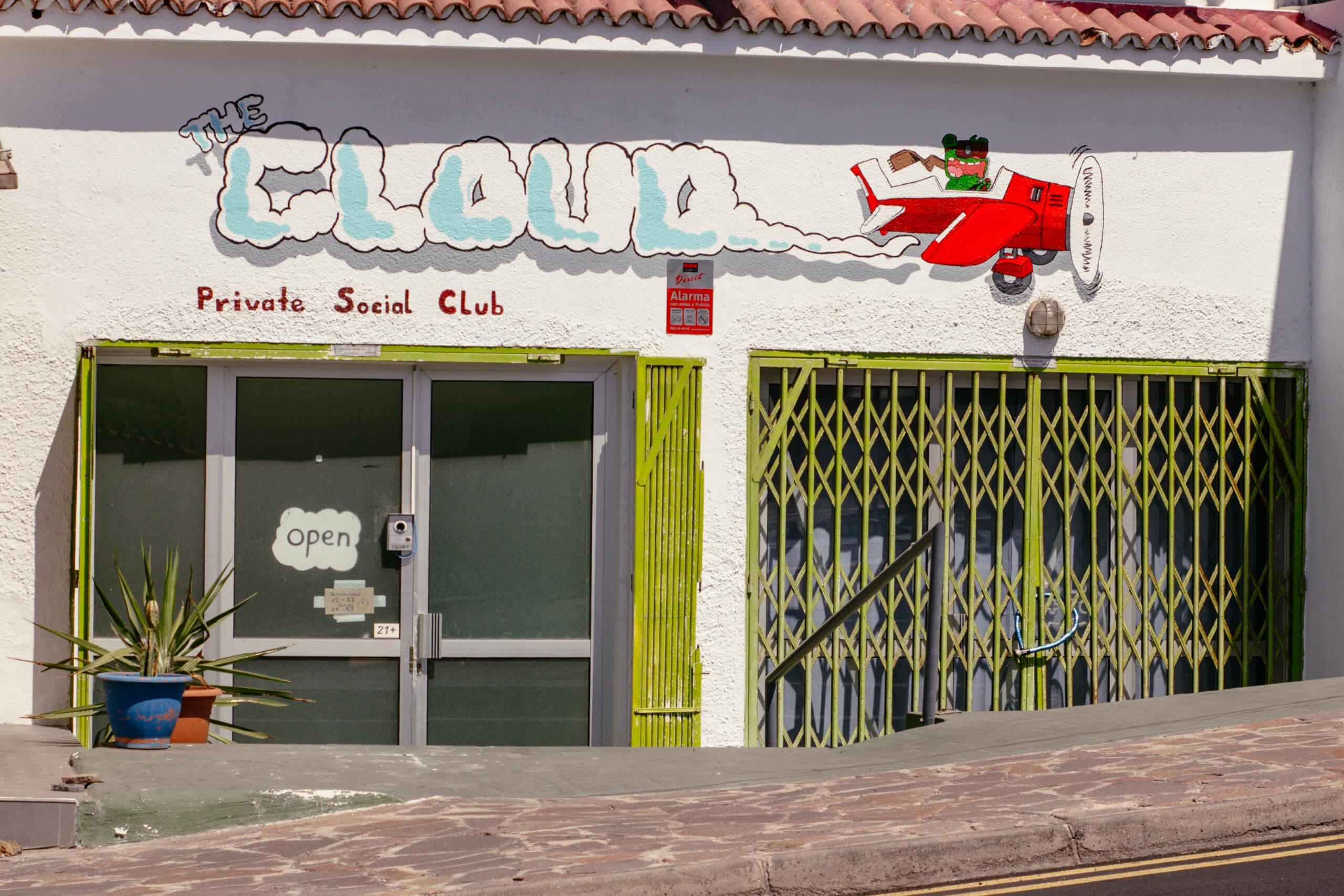 Social Club The Cloud