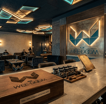 Auc Weedoom Cannabis Club / Weed Club