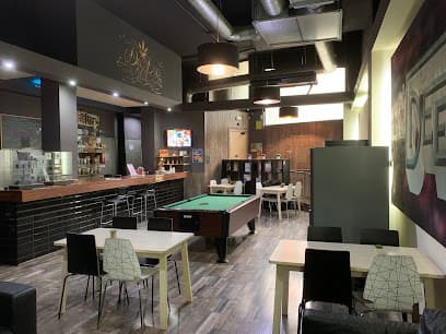 Dee Dee Cannabis Club