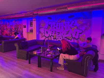 Think different club