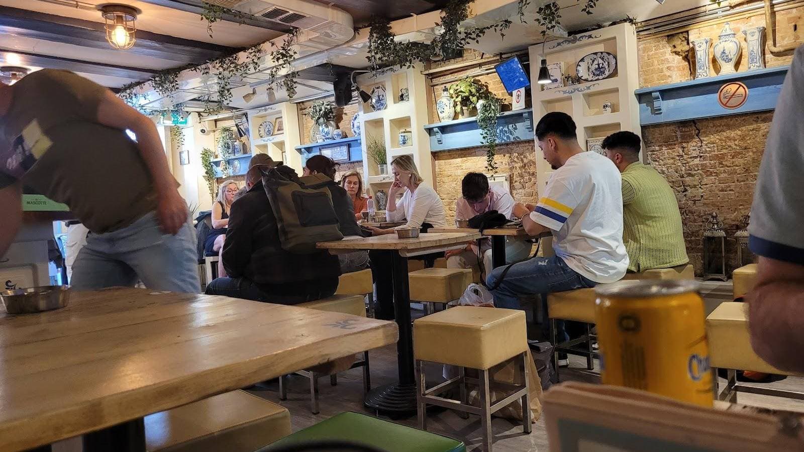 Coffeeshop Sativa Amsterdam 3