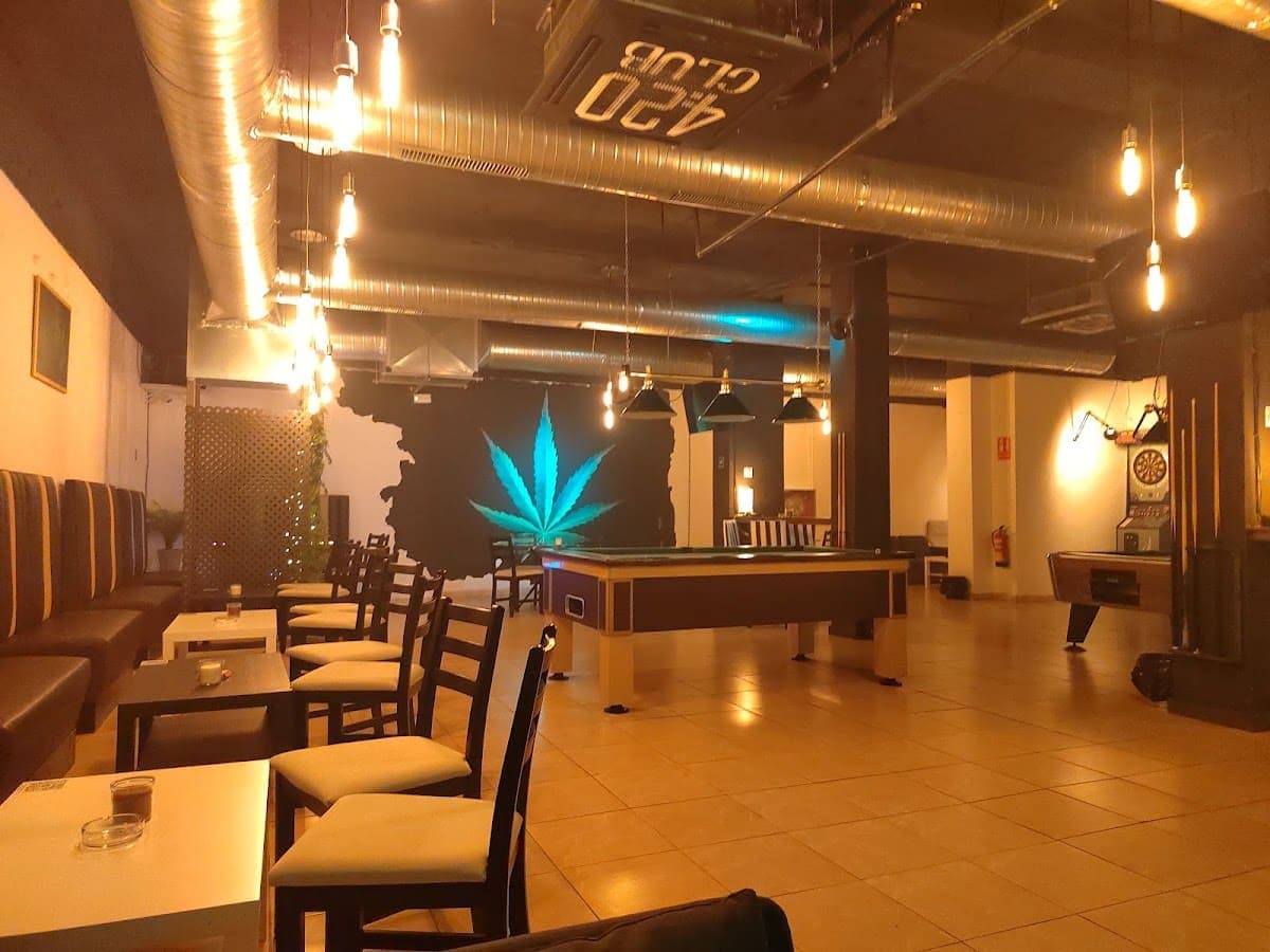 420 Social Club Benalmádena 2