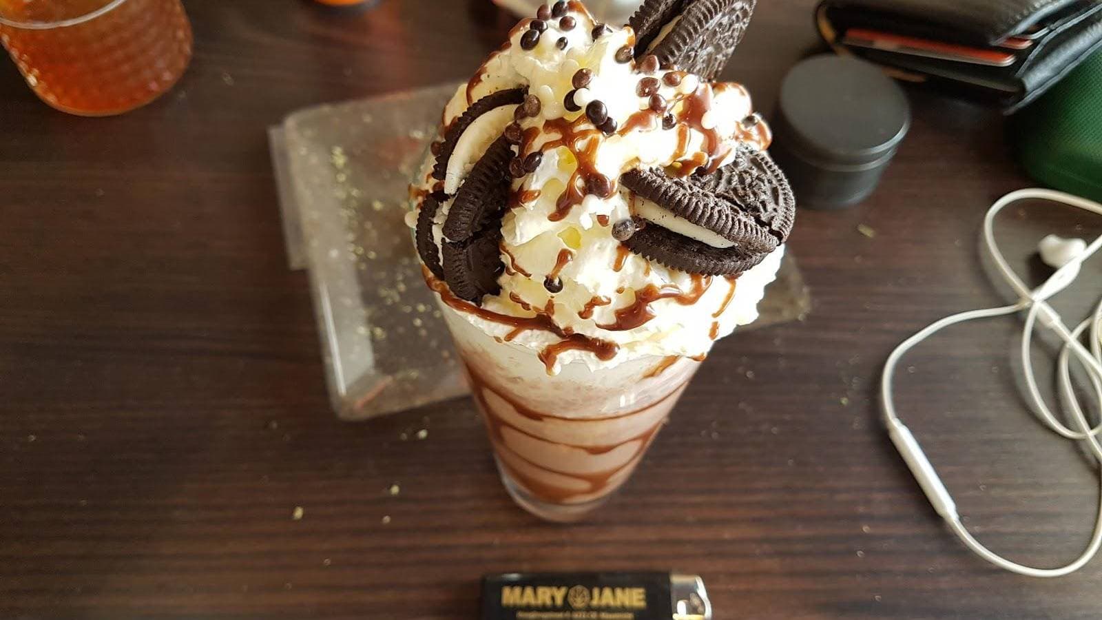 Coffeeshop Mary Jane 3